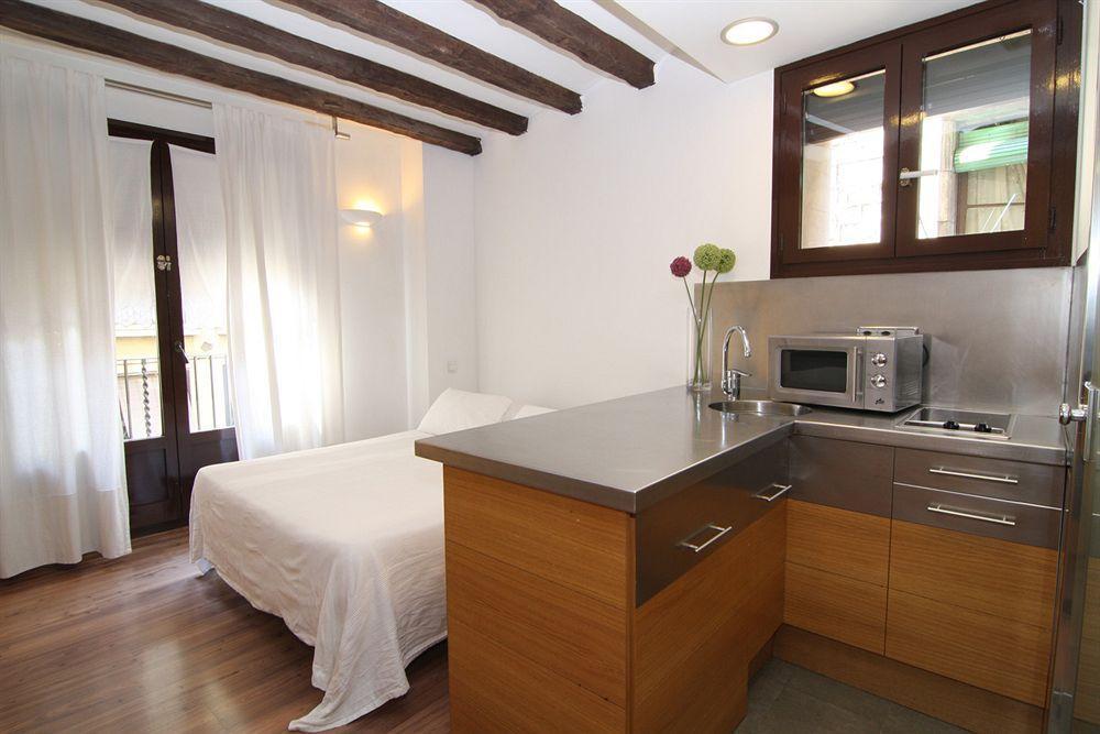 Bcn2Stay Apartments Barcelona Exterior foto